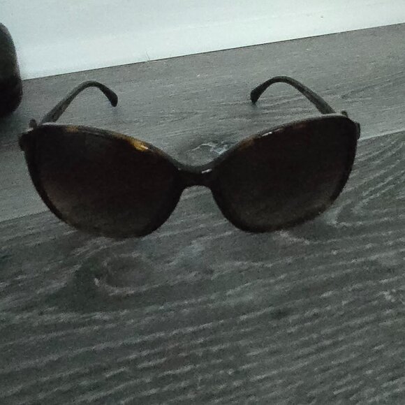 Chanel bow sunglasses, brown - Picture 3 of 5